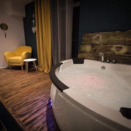 קרקסון ** Au Canal Du Midi - Jaccuzzi & Luxueux Appartements ** מראה חיצוני תמונה